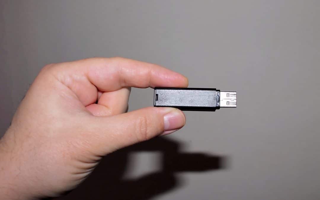 Malware-infected USB sticks posted to Australian homes